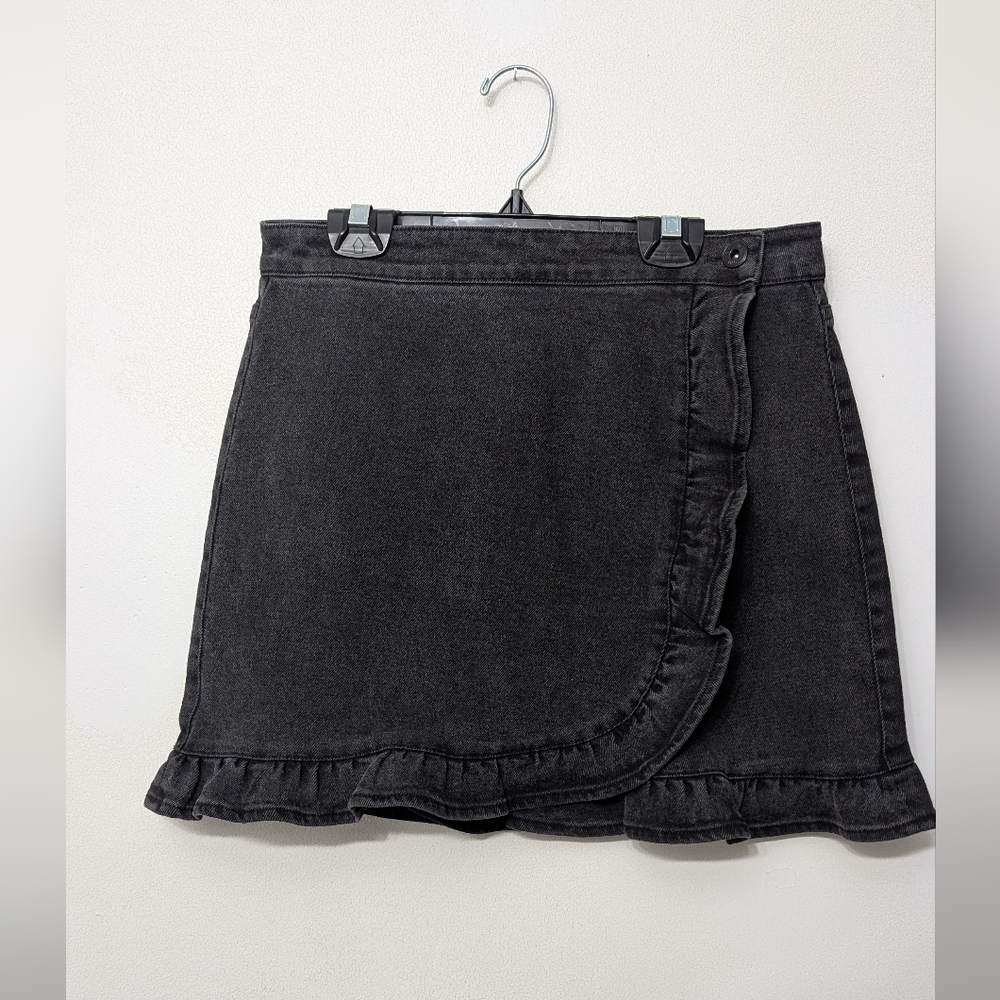 ICHI Women's Black Ruffle Hem Denim Skirt